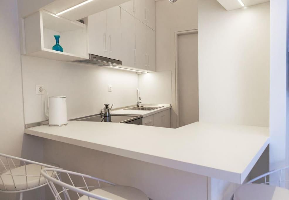 Cozy Studio In The Heart Of City 코모티니 외부 사진