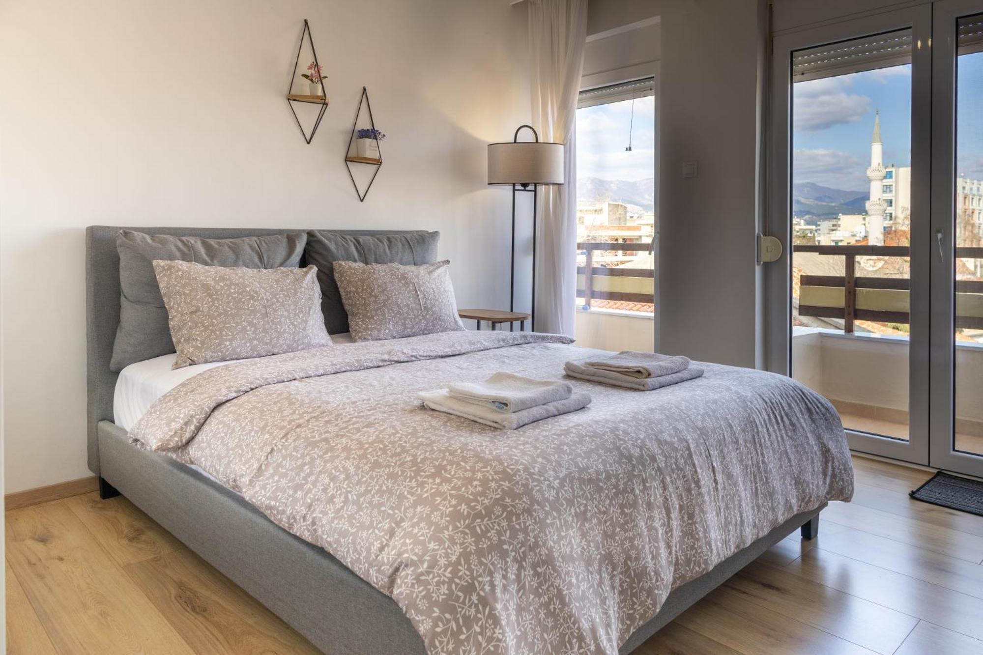 Cozy Studio In The Heart Of City 코모티니 외부 사진